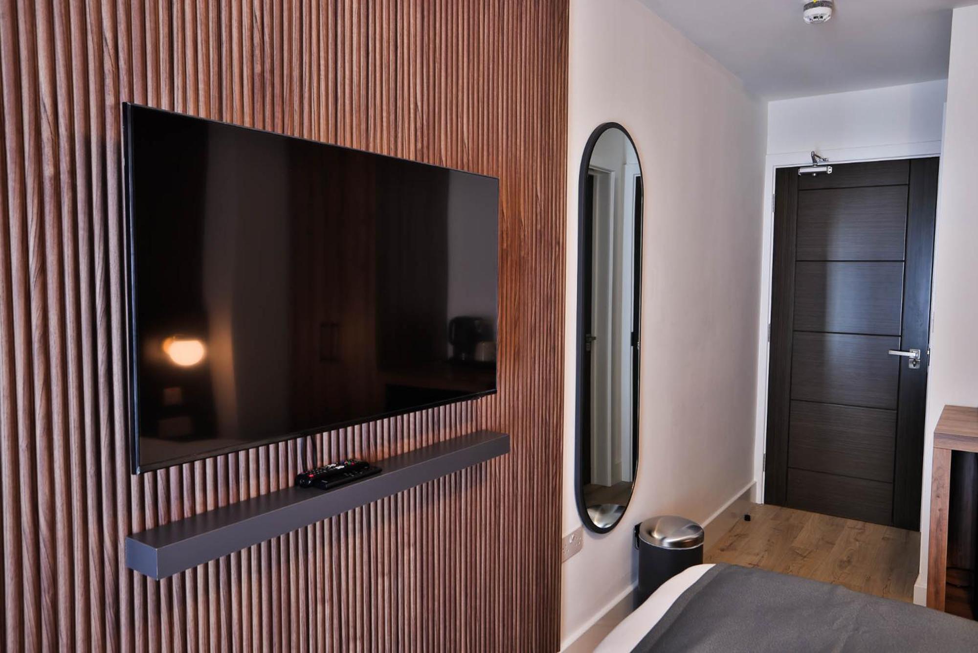 Finsbury Rose Hotel *